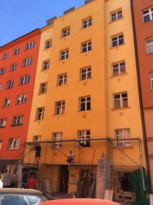 Zateplení uliční fasády V háji 20 , Praha 7