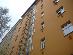 Pod Kavalírkou 8, Praha 5 - Oprava dvorní fasády budovy